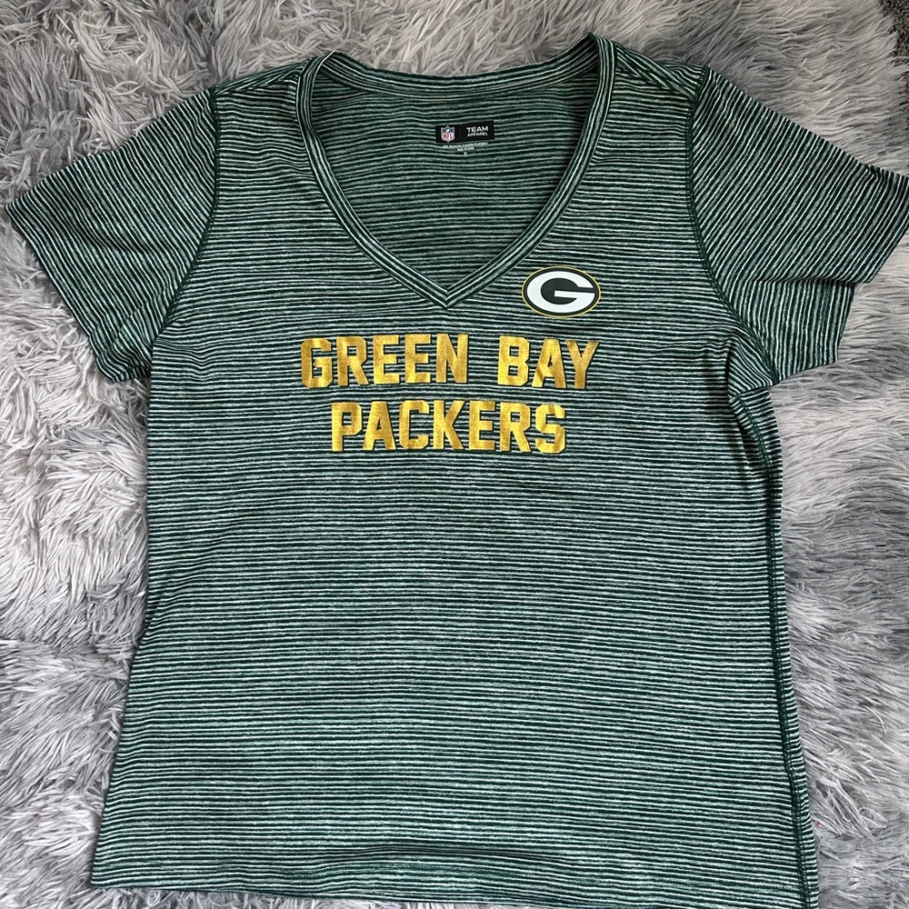 NFL Green Bay Packers Women's Green V-Neck Tee
